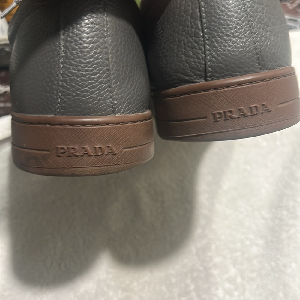 Prada Hammered Low-Top Sneakers in Green Leather - Picture 4 of 8